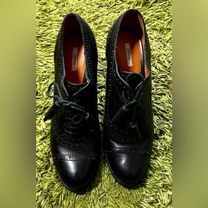 GEOX Respira leather heels size 10